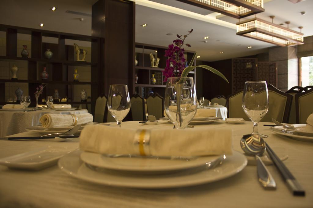 Tang Palace Hotel Akra Zewnętrze zdjęcie