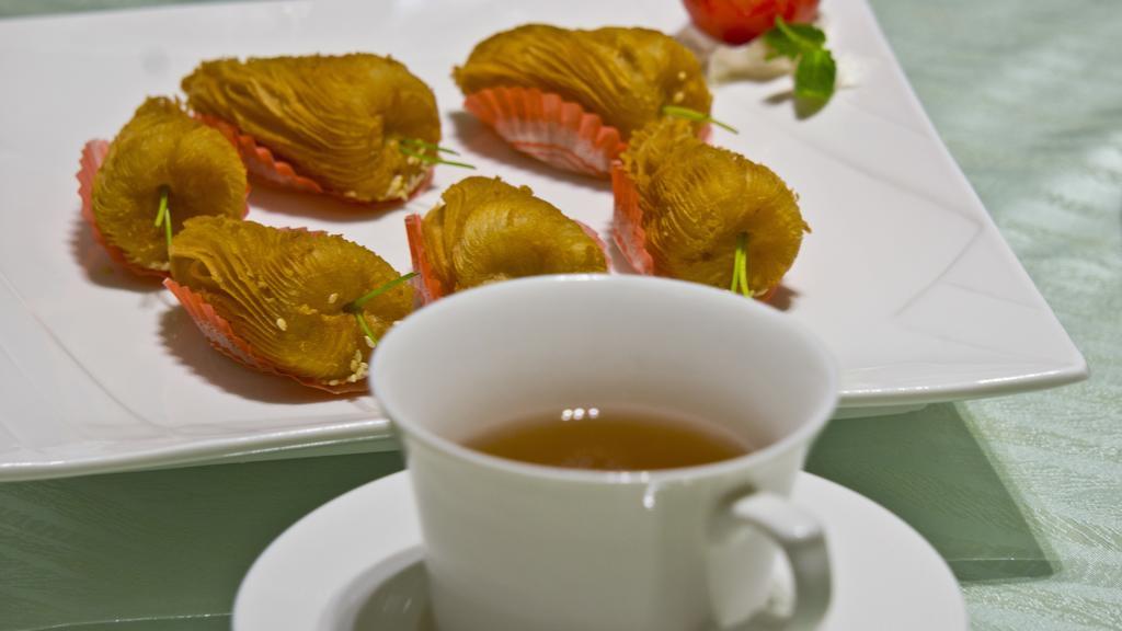 Tang Palace Hotel Akra Zewnętrze zdjęcie