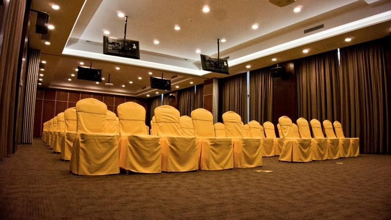 Tang Palace Hotel Akra Zewnętrze zdjęcie