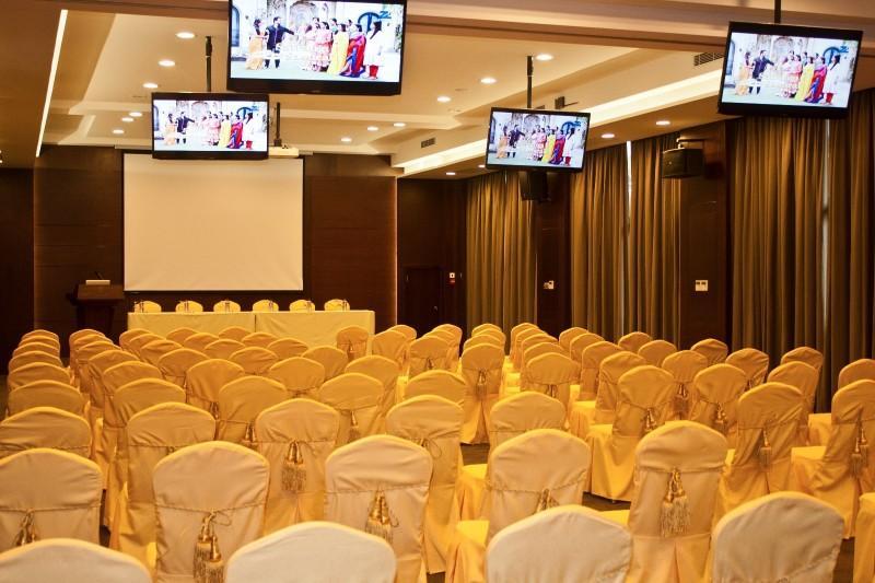 Tang Palace Hotel Akra Zewnętrze zdjęcie